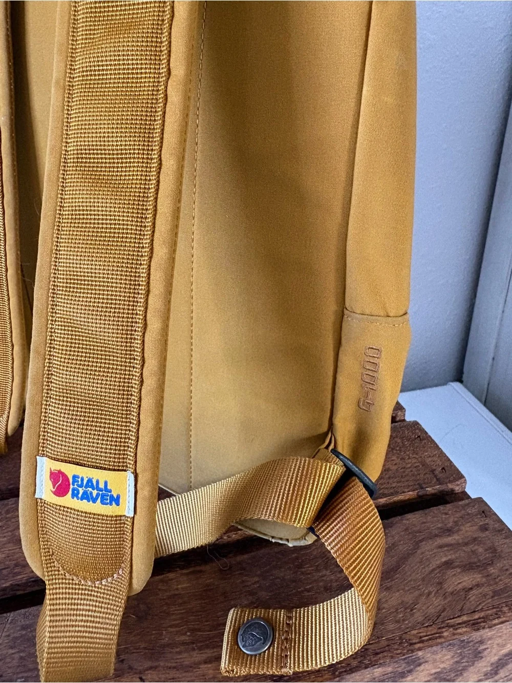 Fjällräven Mustard Ochre Yellow Backpack w/ Seat Pad Outdoor Hiking School Bag